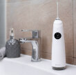 TRUELIFE oralni tuš AquaFloss Compact C300, bijeli TLAFCC300W