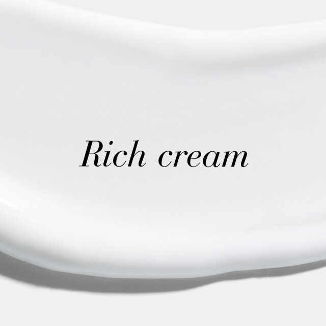 ELIZABETH ARDEN VISIBLE DIFFERENCE REFINING MOISTURE REGENERIRAJUĆA KREMA  75ML